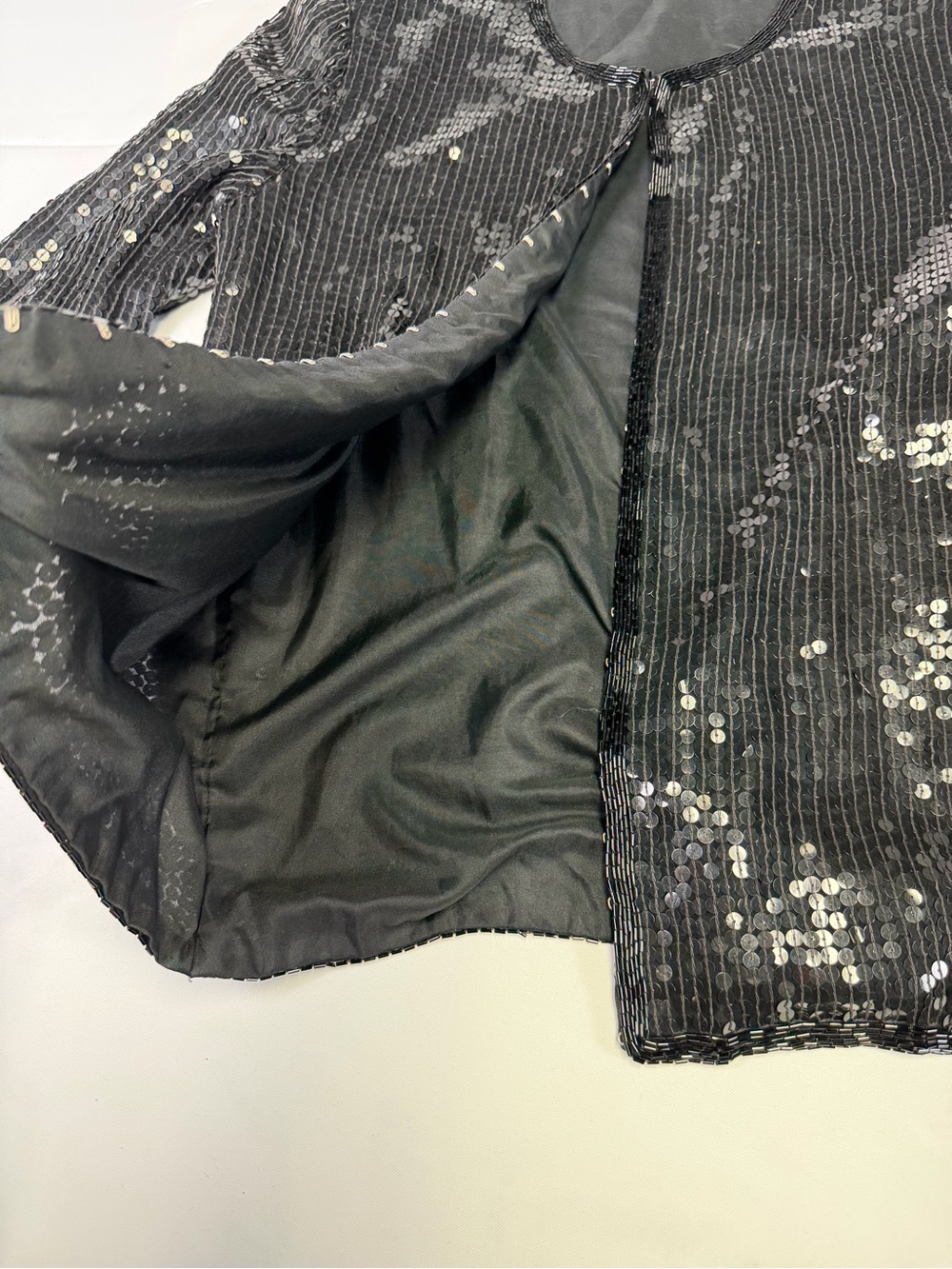 Stunning Stenay Silk and Sequin Vintage Black Jacket - Excellent Quality - Sm - Picture 13 of 16